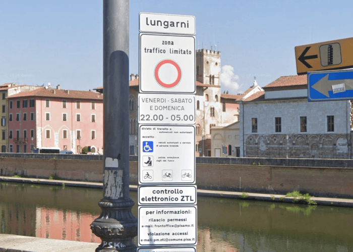 Crveni znak ZTL zabrane u Italiji