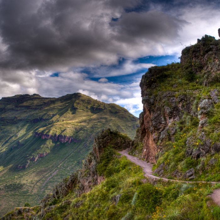 Inca Trail put koji vodi do Machu Picchu