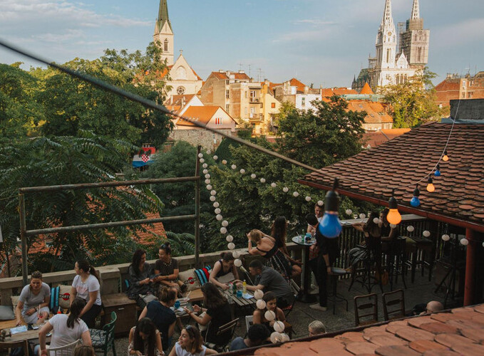 A'e craft bar view of the cathedral.