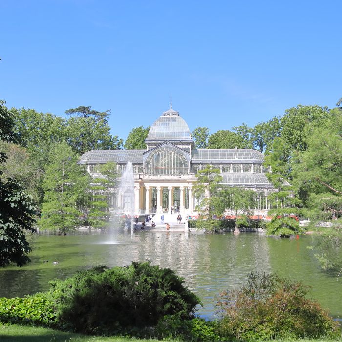 Kristalna palača u parku El Retiro u Madridu.