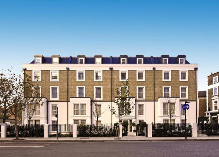 Smeđa zgrada Heeton Concept Hotel u Hammersmithu