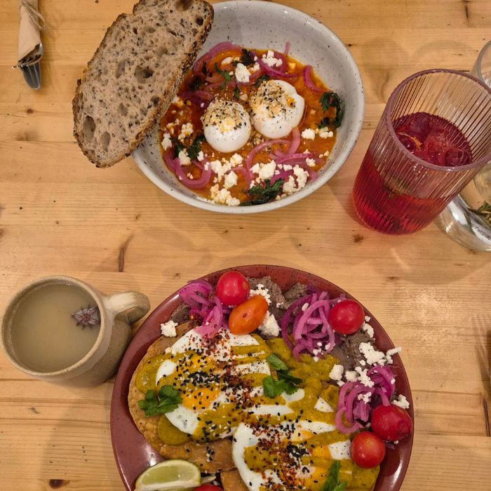 Breakfast eggs at Mezi Srnky