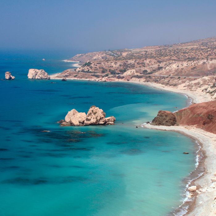 Afroditina stijena i plavo more