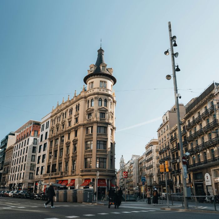 Eixample ulica u Barceloni kod Placa Universitat