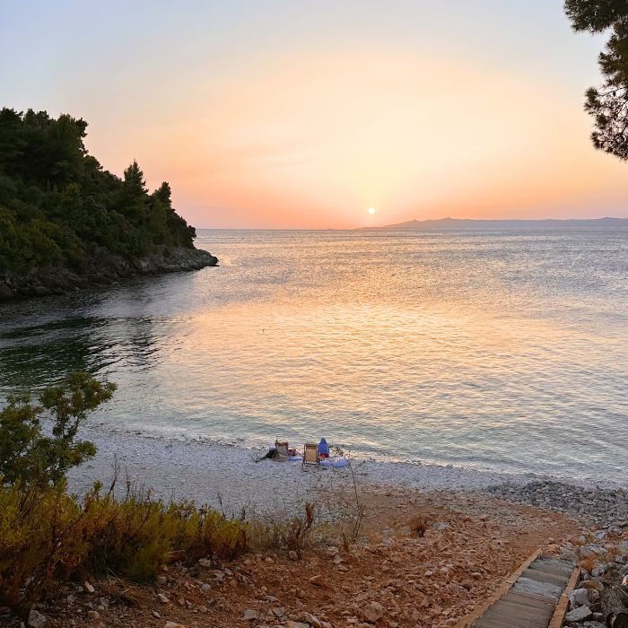 Plaža Vaja na Korčuli, zalazak sunca i prazna plaža